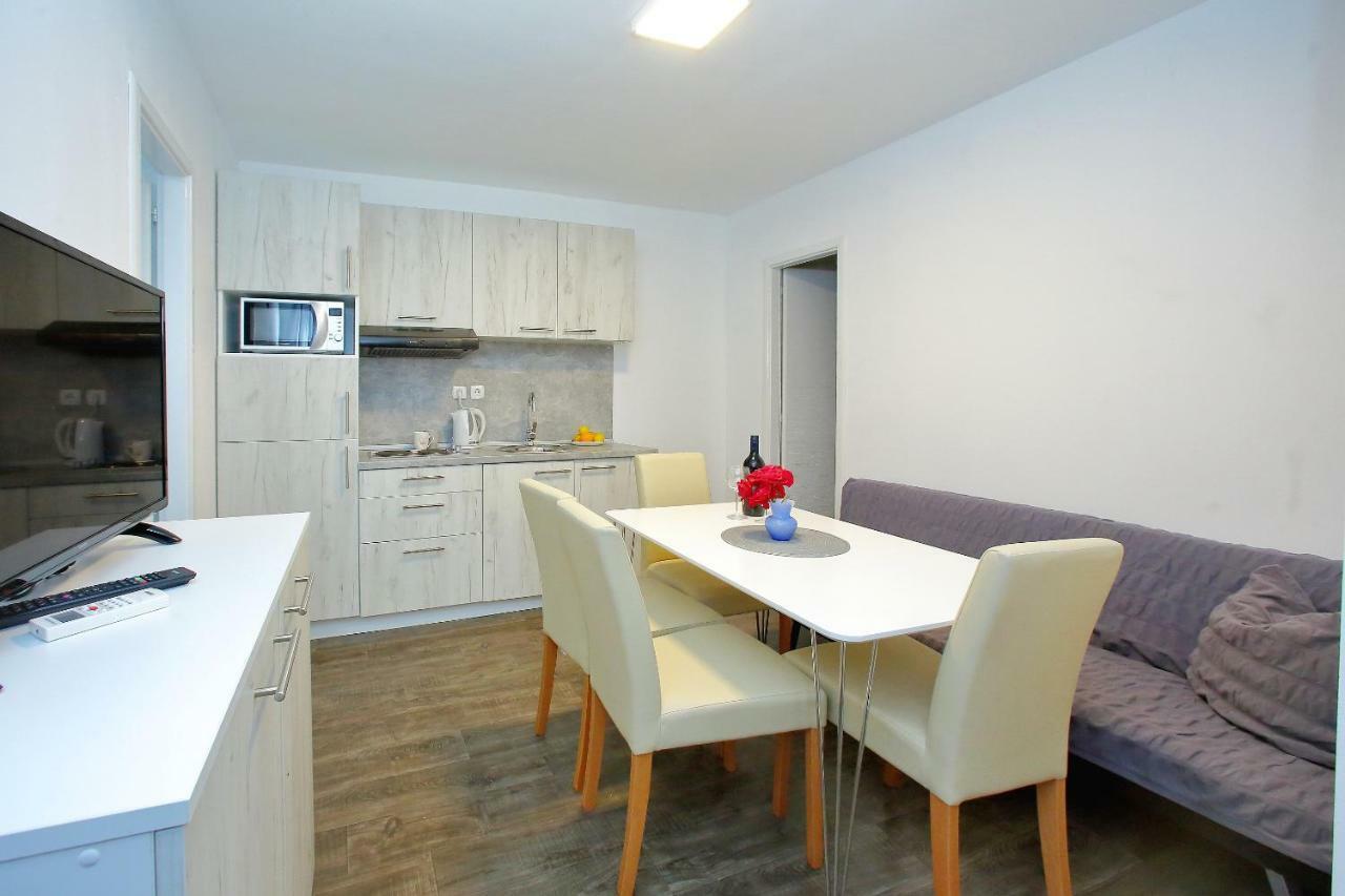 Mobile Homes Olive And Sea Bibinje Exterior foto