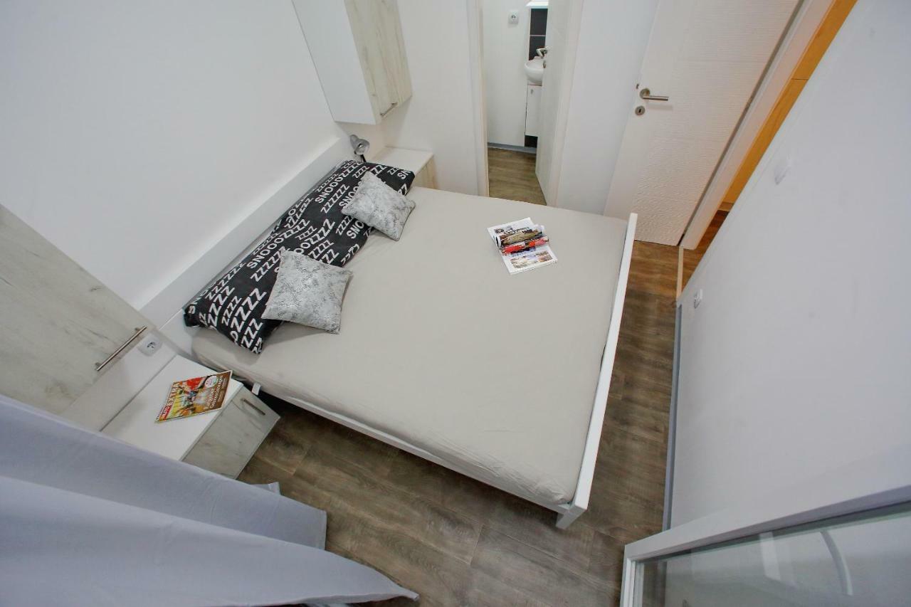 Mobile Homes Olive And Sea Bibinje Exterior foto